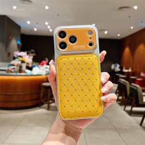 เคสโทรศัพท์แบบกระจกกล้อง Original puffer Convertible สำหรับ iPhone 17 16 15 Pro Max  วัสดุหนัง  ขอบเลนส์เพชร ป้องกันแรงกระแทก - Product Image 6