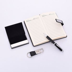 Ensemble cadeau d'affaires haut de gamme avec porte-clés, stylo de signature et porte-cartes, ensemble cadeau en cuir PU pour salon professionnel - Product Image 4