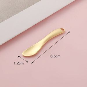 Mini Espátula Mezcladora de Maquillaje, Curva, Dorada, Metálica, Aplicador de Crema Facial, Hecho en China - Product Image 3