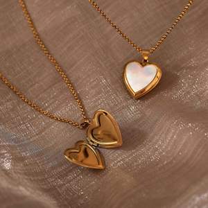 Collier tendance en acier inoxydable avec pendentif cœur ouvrable pour femmes et filles, bijou religieux avec collier familial - Product Image 3