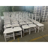 Chaise Chiavari blanche de luxe SMOOTH pour fêtes, empilable, en plastique, pour hôtel, mariage, banquet