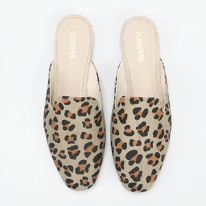 Top top qualité unisexe relax mules léopard femmes en cuir véritable mules plates sans lacet confortable <span class=keywords><strong>espadrilles</strong></span> sandale - Product Image 1