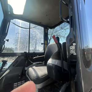 Excavadora hidráulica sobre orugas Komatsu PC55 usada de excelente calidad PC35 PC130/200/300/450 Motor de 5 toneladas y motor de bajo consumo - Product Image 4