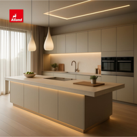 Allandcabinet Meuble de cuisine moderne laqué avec panneau en dalle, îlot cascade intégré et armoire murale lumineuse