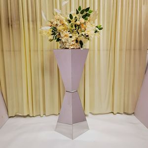 Ornamen alat peraga tampilan kualitas tinggi, rak bunga meja makanan penutup baja tahan karat gaya Modern Nordic baru untuk pusat perbelanjaan besar - Product Image 1