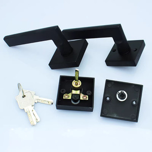 Kenop Pintu Interior Mewah Modern Italia Warna Hitam Doff, Gagang Kunci Tuas Persegi Aluminium Seng Eropa, Aksesoris Mortise untuk Hotel - Product Image 5