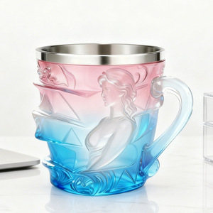 Taza de vidrio creativa con diseño de niña, taza de café de resina transparente para lectura y regalo - Product Image 2