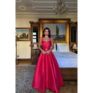 Vestido de Noche de Satén con Tirantes y Hebilla de Piedra Roja, Cuello Alto, Cintura Imperio, Romántico Vestido de Gala con Perlas y Plumas, Largo hasta el Suelo para Fiesta - Product Image 4