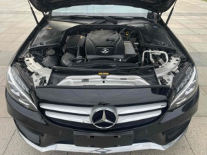 Mercedes-Benz <span class=keywords><strong>Classe</strong></span> <span class=keywords><strong>C</strong></span> 2015 <span class=keywords><strong>C</strong></span> 200 L 4MATIC Sport Berline d'occasion en gros à prix abordable pour l'exportation – Voitures d'occasion, véhicules de seconde main - Product Image 4