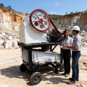 <span class=keywords><strong>Concasseur</strong></span> mobile Moteur diesel Équipement de fabrication de sable <span class=keywords><strong>Concasseur</strong></span> à mâchoires monté sur chenilles Fournisseur recherchant des agents et distributeurs locaux - Product Image 1