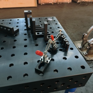 Banc de travail industriel en fonte pour soudage, conception de plateforme 3D, surface anti-éclaboussures et ensemble complet d'outils de mesure - Product Image 5