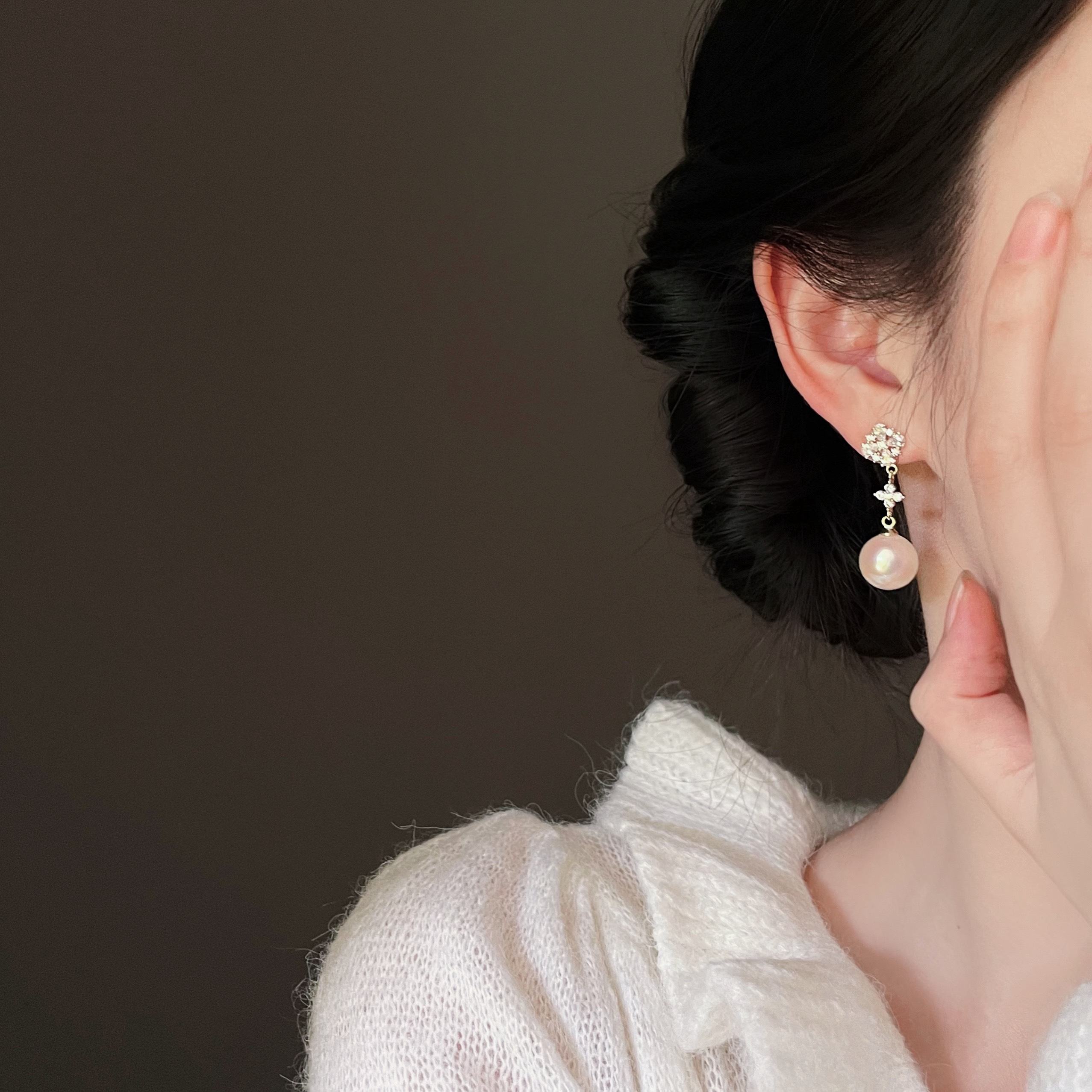 Flower snow mosquito coil ear clip (no ear hole beat)