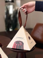 Boîte d'emballage alimentaire en carton pyramidal personnalisée Keluli avec poignée pour gâteaux madeleine, pâtisseries et desserts, recyclable, design estampé