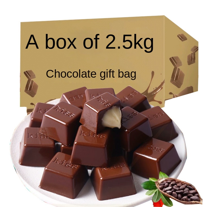 OEM Wholesale Best Price Chocolate Candies Sweets Milk halal Packaging Gift Box Pure Cocoa Butter Dark Sandwich Chocolate candy