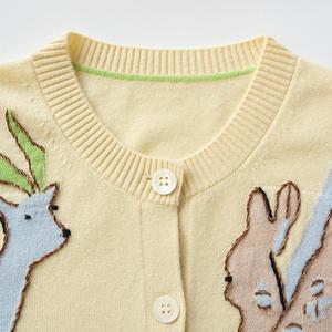 <span class=keywords><strong>Cardigan</strong></span> Personalizzato da Donna in 100% <span class=keywords><strong>Lana</strong></span> con Motivi Animali Jacquard, Collo Tondo e Bottoni Frontali, Bicolore per Primavera e Autunno - Product Image 2