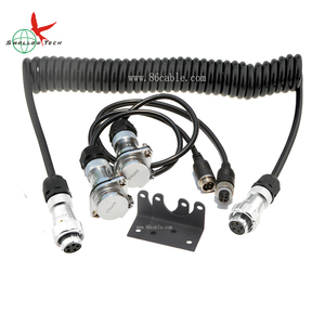 <span class=keywords><strong>Cable</strong></span> de alimentación de <span class=keywords><strong>remolque</strong></span> de bajo voltaje personalizado de <span class=keywords><strong>7</strong></span> <span class=keywords><strong>pines</strong></span> con chaqueta de PU de conductor de cobre en espiral para una cámara de visión trasera - Product Image 4