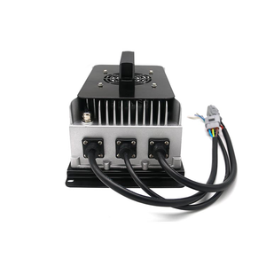 Chargeur de batterie embarqué portable 3,3 kW certifié CE, étanche IP67, 90V-265VAC -40~85°C, solution de charge mobile pour véhicules électriques - Product Image 3