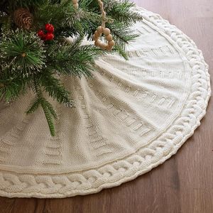 Jupe de sapin de Noël tricotée blanche et rouge de 48 pouces, étagère pour couvrir la base du sapin, jupe en fil métallique et couverture. - Product Image 1