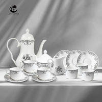 Ensemble de vaisselle en céramique florale d'inspiration vintage, vaisselle élégante en porcelaine noir et blanc, vaisselle en poterie de qualité supérieure