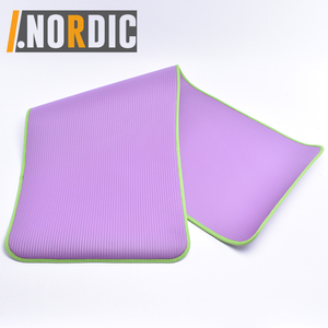 Esterilla <span class=keywords><strong>de</strong></span> <span class=keywords><strong>Yoga</strong></span> NBR con Poses impresas, con correa <span class=keywords><strong>de</strong></span> transporte, 75 Poses y 75 estiramientos, bonita - Product Image 6