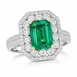 Anello di fidanzamento quadrato con smeraldo di lusso per donna, elegante gioiello da dito - Product Image 1