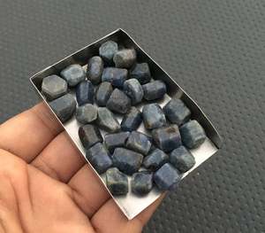 10 pièces saphir bleu naturel pierres précieuses brutes non traitées pierre lâche découpée à la main bijoux bruts faisant des concessionnaires de perles directement - Product Image 3