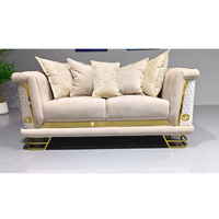 Ensemble de canapés sectionnels capitonnés de luxe pour salon, hôtel, atelier, tissu en velours, design moderne, accents dorés, acier inoxydable de haute qualité