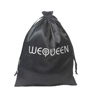 Pochette de luxe en satin noir personnalisée, réutilisable, pour cheveux, cadeaux, cosmétiques, bijoux, sac imprimé en sérigraphie avec cordon de serrage et logo personnalisé - Product Image 1