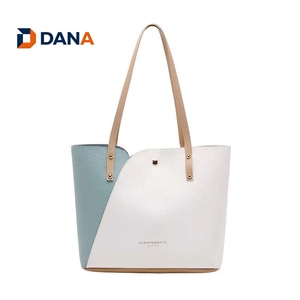 Borsa da Donna Grande Capacità per Regali e Shopping, Borsa a Tracolla, Borsa a Mano Retrò in PU con Design Quadrato - Product Image 1