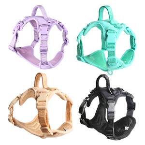 Arnés de Pecho Deportivo de Nailon con Remaches Antiexplosión, Estilo Chaleco, Correa para Perros para Pasear Perros, Nuevo y en Oferta - Product Image 1