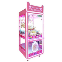 En gros personnalisé directement fournir de petits jouets Mini poupée Machine parc d'attractions centre de jeux Machine à griffes de levage à pièces