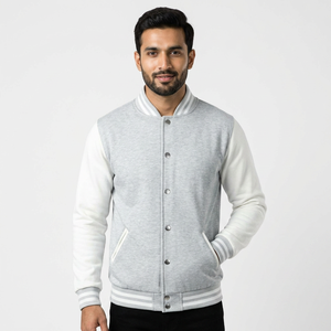 Blouson universitaire bomber unisexe en laine/polyester tricoté, col montant, patchwork, logo frontal, coupe ajustée - Product Image 1
