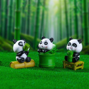Offre Spéciale : Adorables Ornements Miniatures Panda, Figurines en Plastique pour Jardin Féerique, Maison de Poupées et Décoration de Bureau - Product Image 3