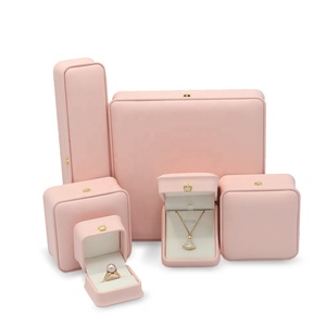 Cajas de <span class=keywords><strong>anillo</strong></span> de cuero PU con logotipo personalizado para boda, embalaje de joyería, venta al por mayor - Product Image 6