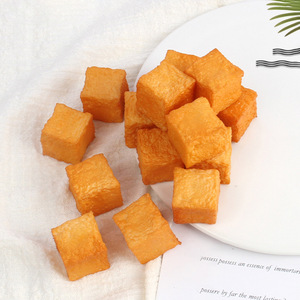 Modelos de comida simulados de tofu de pescado, cubos de tofu secos y queso de soja; juguetes de comida, accesorios de exhibición para restaurantes de hot pot y para jardines de infancia. - Product Image 4
