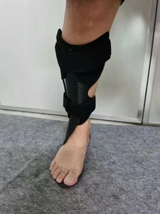 <span class=keywords><strong>Orthèse</strong></span> de cheville et de pied noire avec coque arrière, panneau tibial profilé et sangles de maintien indépendantes - Product Image 3