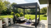Pergola in Alluminio da Esterno con Tetto a Lamelle Regolabili per Patio e Giardino