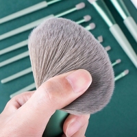 HMU Drop Shipping, pinceaux de maquillage de haute qualité, manches de couleur verte, pinceaux de maquillage professionnels, marque privée, ensemble de pinceaux de maquillage cosmétiques verts