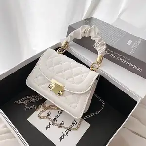 2022 coréen diamant treillis petit sac à bandoulière femmes messager petite chaîne carrée sac à main en gros PU dames sac à main