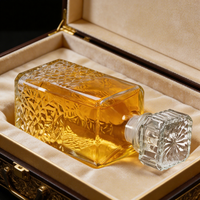 Vente en gros de bouteilles de liqueur en verre de 750 ml et 1000 ml, carrées, transparentes, pour vodka, brandy, vin, carafe