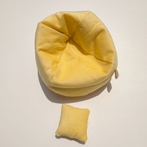 Accessoires de poupées en gros : Mini canapé en tissu format bureau pour poupées de 15 cm/17 cm - Product Image 4