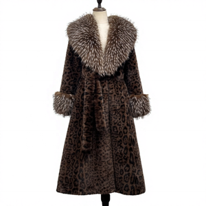 เสื้อโค้ทขนเฟอร์ลายเสือดาวสำหรับผู้หญิง สไตล์หรูหรา ขนเทียมแบบมิงค์ ให้ความอบอุ่นในฤดูหนาว  แบบยาว - Product Image 4