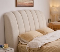 Ensemble de chambre à coucher rembourré couleur crème, lit design moderne taille double avec rangement, lit nuage contemporain rembourré
