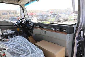 SINOTRUK HOWO Commander Freight Truck Weichai 170 caballos de fuerza 4,2 metros Warehouse Grille 120L Tanque de combustible con un rango de 800km - Product Image 5