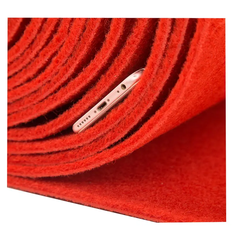 Tapis rouge de mariage 100% polyester, pour exposition, prix d'usine, 10 pièces