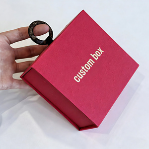 Custom Luxury Eco-Friendly Recycled Cardboard Rigid <b>Boxes</b> with Magnetic Closure and Handle for Gift Packaging - Product Image 3