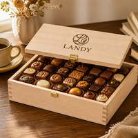 Boîte à chocolat de luxe en bois de pin à 36 compartiments, avec jointure naturelle et fermoir métallique, pour confiseries
