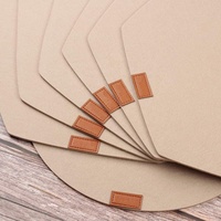 Ensemble de 7 sets de Table en feutre Beige thermo-isolant pour Table à manger en bois