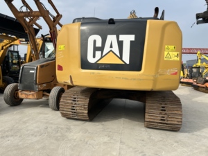 รถขุดตีนตะขาบ Caterpillar 320E มือสองจากญี่ปุ่น ใช้งานน้อย น้ำหนัก 20 ตัน ระบบไฮดรอลิก เหมาะสำหรับงานก่อสร้างและเหมืองแร่ - Product Image 5