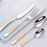 Großhandel Luxuriöses Metallbesteck Gold Silber Edelstahl Steakmesser Gabel Löffel für Zuhause oder Hochzeit Nachhaltig für Veranstaltungen